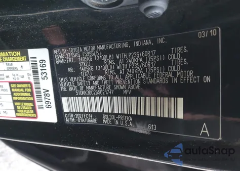 2011 Toyota Sienna Le V6 z USA, uszkodzony, nr VIN 5TDKK3DC2BS021747